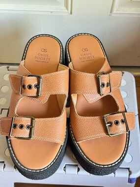 Oasis Society Tan Double-Buckle Slide Sandals